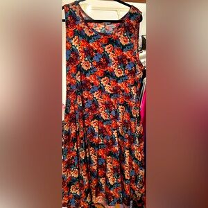 Lularoe Nicki dress, floral, 2 pockets, plus size 3X/size 26/28, never worn
